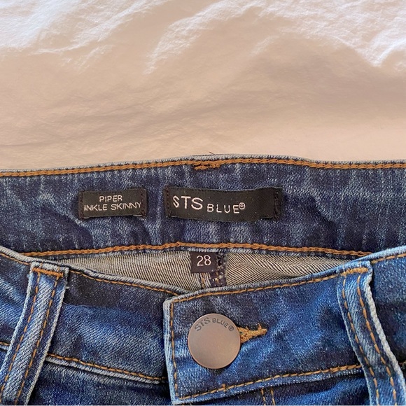 STS- Piper Ankle Skinny distressed jeans - Picture 2 of 10
